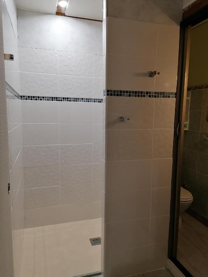 Hotel Les Deux Lions Alairac Zewnętrze zdjęcie