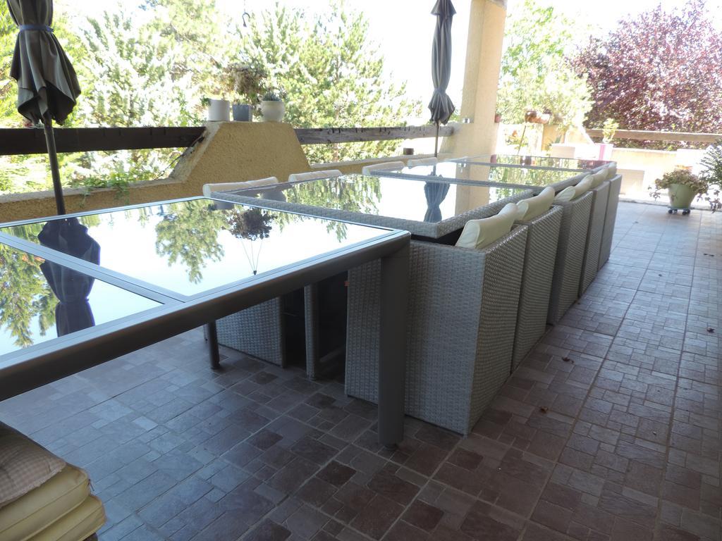 Hotel Les Deux Lions Alairac Zewnętrze zdjęcie