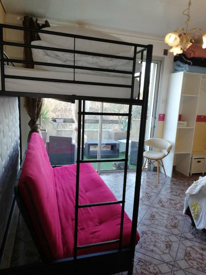 Hotel Les Deux Lions Alairac Zewnętrze zdjęcie
